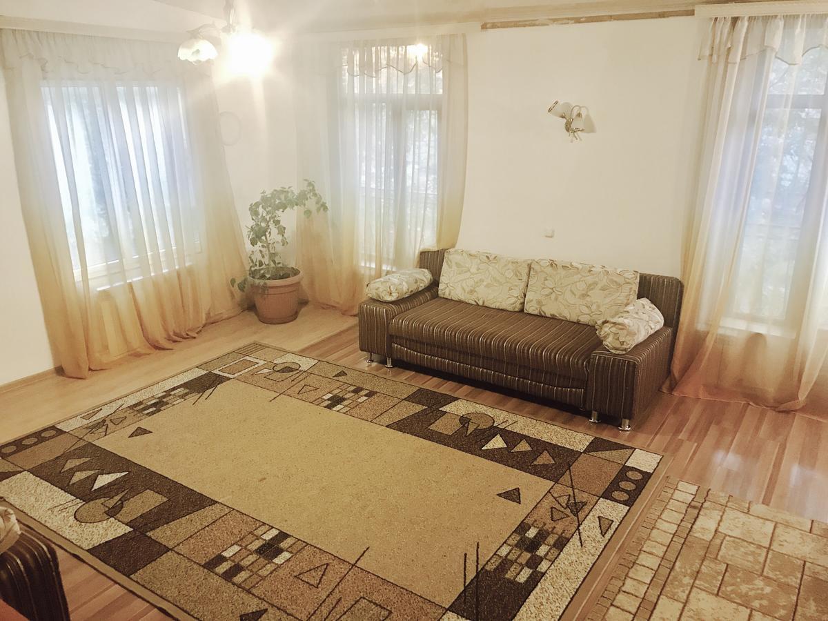 Гостиница Альянс Karaganda Exterior photo